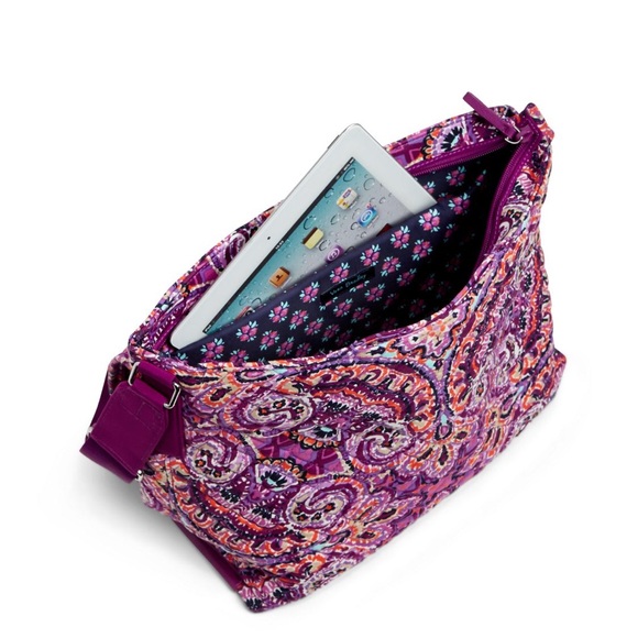 Vera Bradley FREE✈️ Small Messenger Bag in Dream Tapestry - Picture 4 of 5